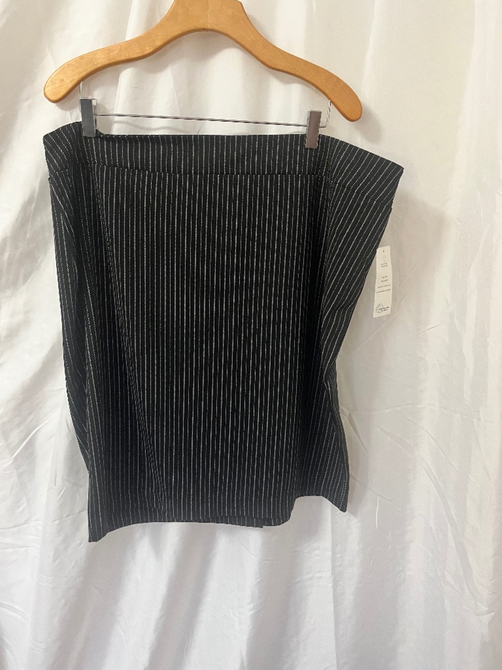 Cleo plus size skirt.